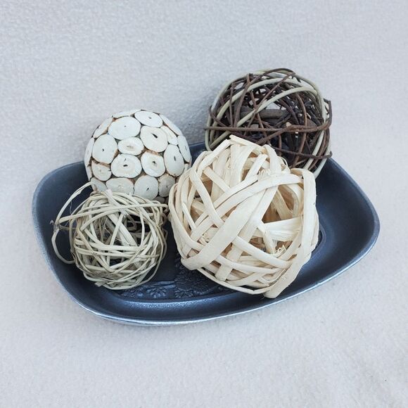 Wilton Armetale Pewter Tree/Snowflake Bread Dish Item #205465 - Picture 12 of 15